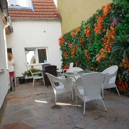 Pension Haus Baron 2 Friedrichsfeld Edingen-Neckarhausen Esterno foto