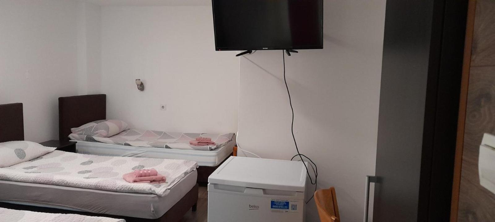 Pension Haus Baron 2 Friedrichsfeld Edingen-Neckarhausen Esterno foto