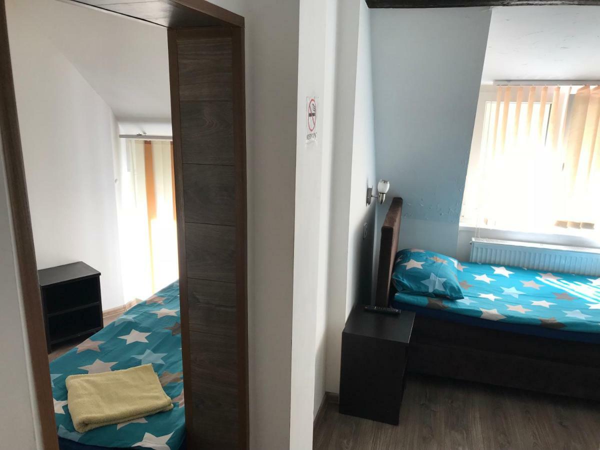 Pension Haus Baron 2 Friedrichsfeld Edingen-Neckarhausen Esterno foto